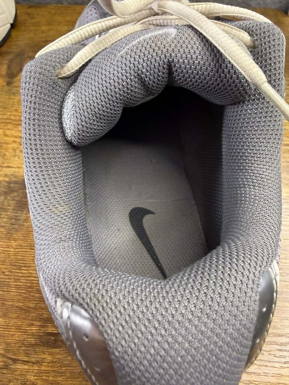 Nike V5 RNR 'Cement Grey' HJ5228-003 Men's Sneakers Size 11 - Picture 3 of 5